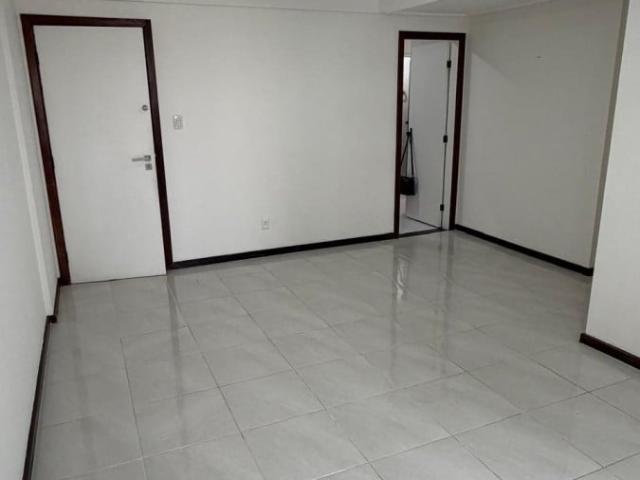 Apartamento para Venda em Salvador/BA Parque Bela Vista 3 Quartos