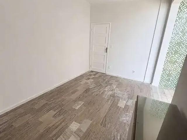 Apartamento para Venda em Salvador/BA Pituba 2 Quartos