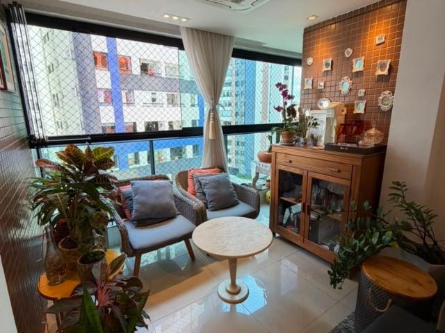 Apartamento para Venda em Salvador/BA Pituba 2 Quartos