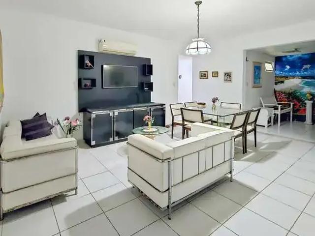 Apartamento para Venda em Salvador/BA Pituba 3 Quartos
