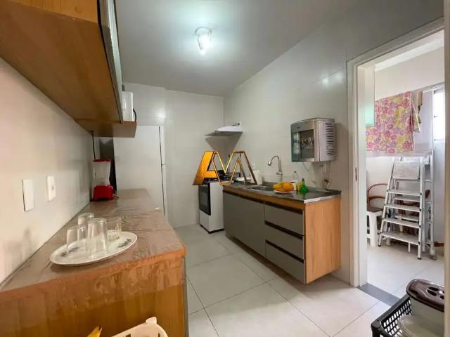 Apartamento para Venda em Salvador/BA Pituba 3 Quartos