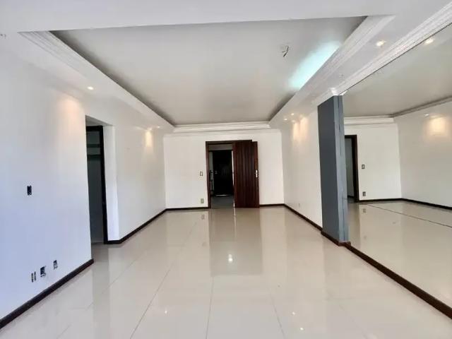 Apartamento para Venda em Salvador/BA Pituba 3 Quartos