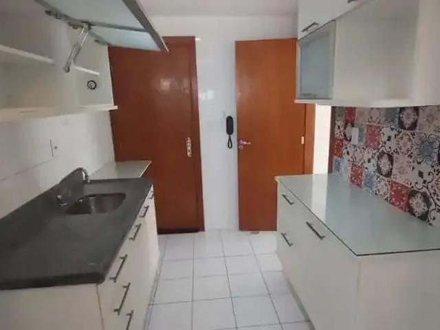 Apartamento para Venda em Salvador/BA Pituba 3 Quartos