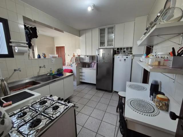 Apartamento para Venda em Salvador/BA Pituba 3 Quartos