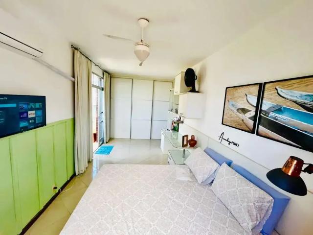 Apartamento para Venda em Salvador/BA Pituba 3 Quartos