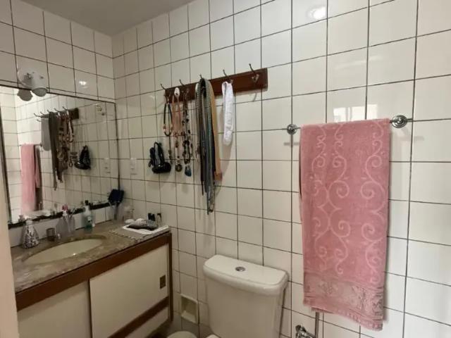 Apartamento para Venda em Salvador/BA Pituba 3 Quartos