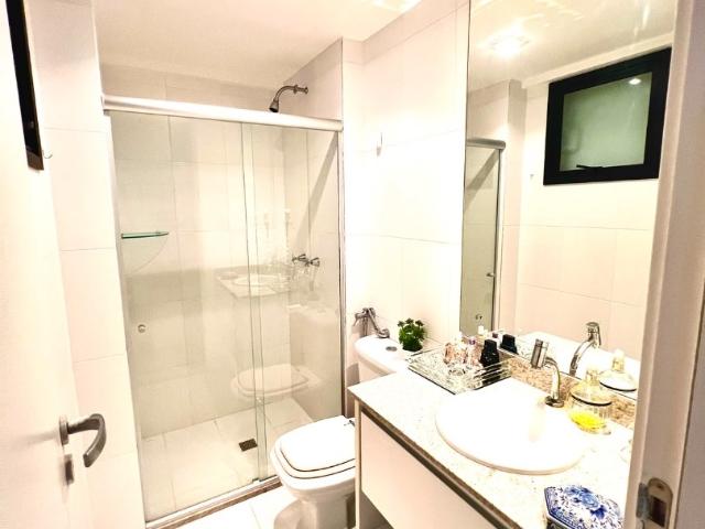 Apartamento para Venda em Salvador/BA Pituba 3 Quartos