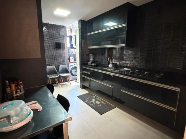 Apartamento para Venda em Salvador/BA Pituba 3 Quartos