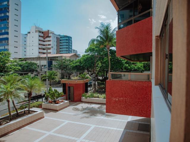 Apartamento para Venda em Salvador/BA Pituba 4 Quartos