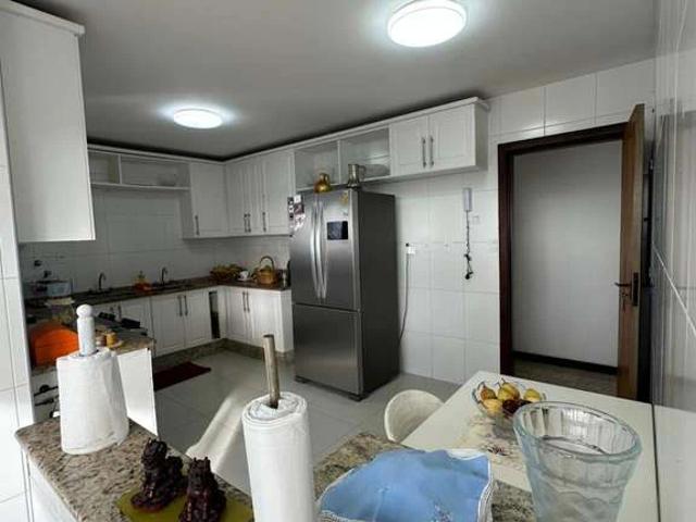 Apartamento para Venda em Salvador/BA Pituba 4 Quartos