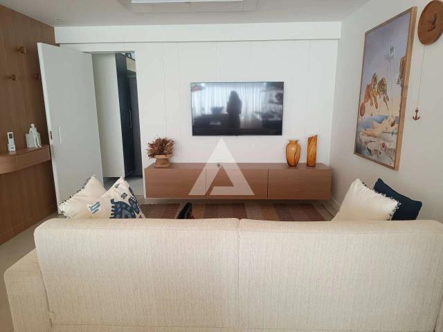 Apartamento para Venda em Salvador/BA Pituba 4 Quartos