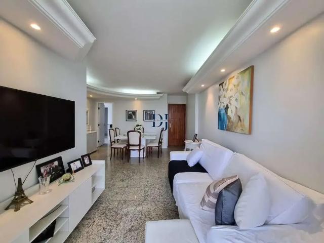 Apartamento para Venda em Salvador/BA Pituba 4 Quartos