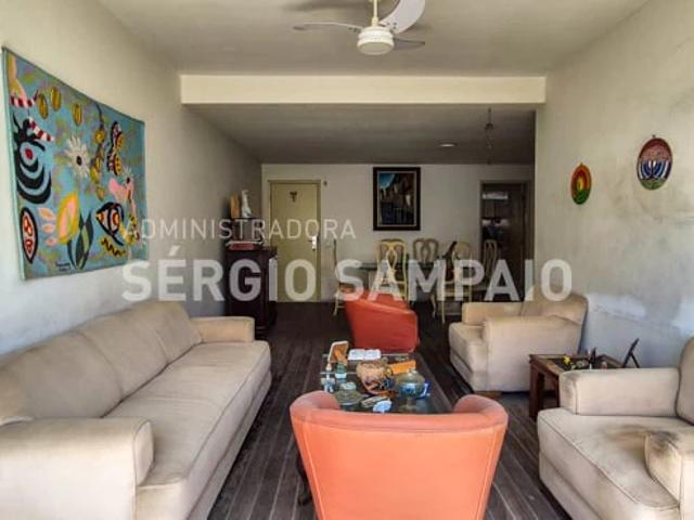 Apartamento para Venda em Salvador/BA Pituba 4 Quartos