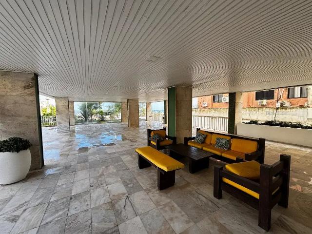 Apartamento para Venda em Salvador/BA Pituba 4 Quartos
