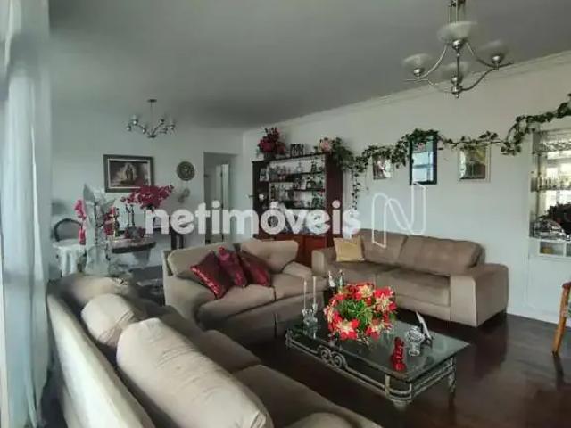Apartamento para Venda em Salvador/BA Pituba 4 Quartos
