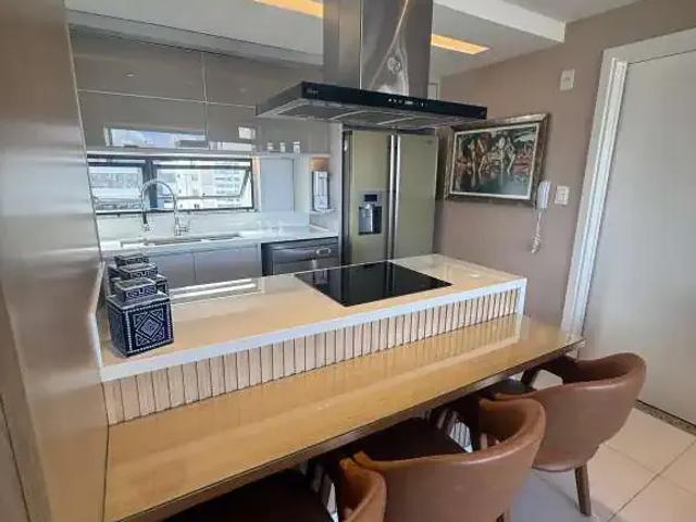 Apartamento para Venda em Salvador/BA Pituba 4 Quartos
