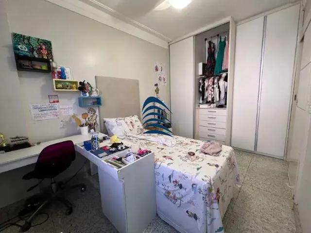 Apartamento para Venda em Salvador/BA Pituba 4 Quartos