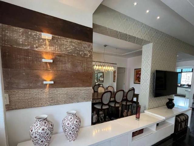 Apartamento para Venda em Salvador/BA Pituba 4 Quartos