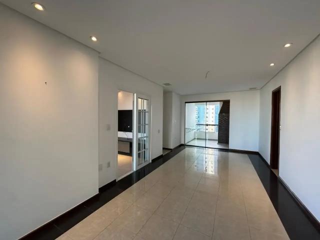 Apartamento para Venda em Salvador/BA Pituba 4 Quartos