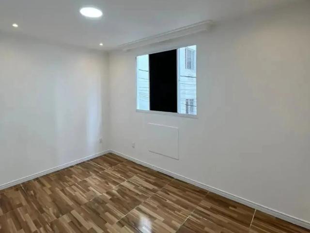 Apartamento para Venda em Salvador/BA Piatã 2 Quartos