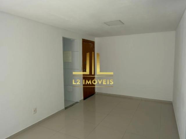 Apartamento para Venda em Salvador/BA Praia do Flamengo 2 Quartos