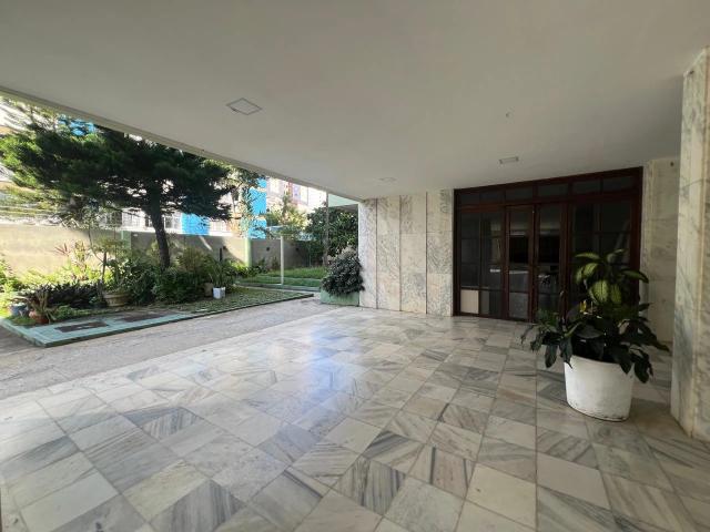 Apartamento para Venda em Salvador/BA Tancredo Neves 3 Quartos