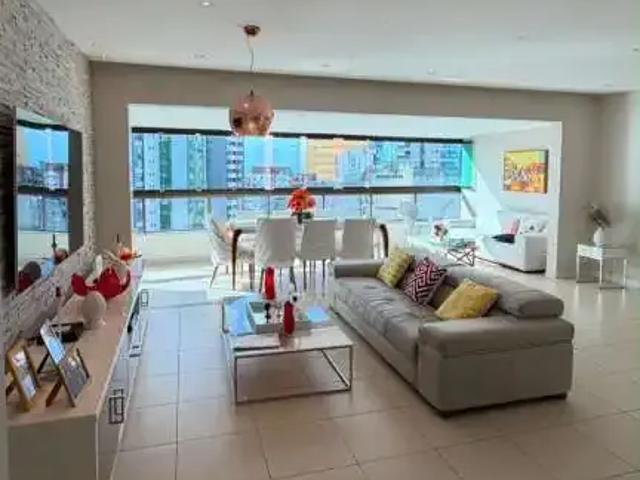 Apartamento para Venda em Salvador/BA Vitória 4 Quartos