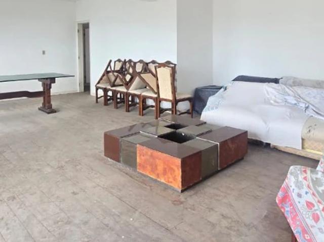 Apartamento para Venda em Salvador/BA Vitória 4 Quartos