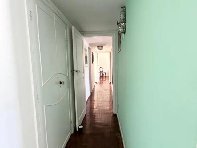 Apartamento para Venda em Salvador/BA Vitória 4 Quartos