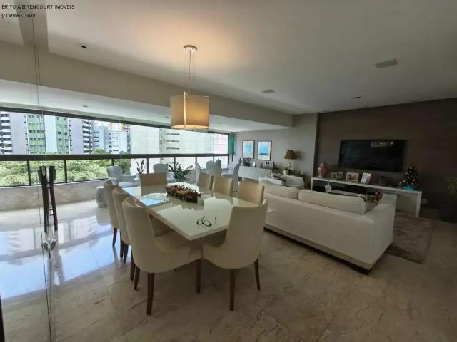 Apartamento para Venda em Salvador/BA Vitória 4 Quartos