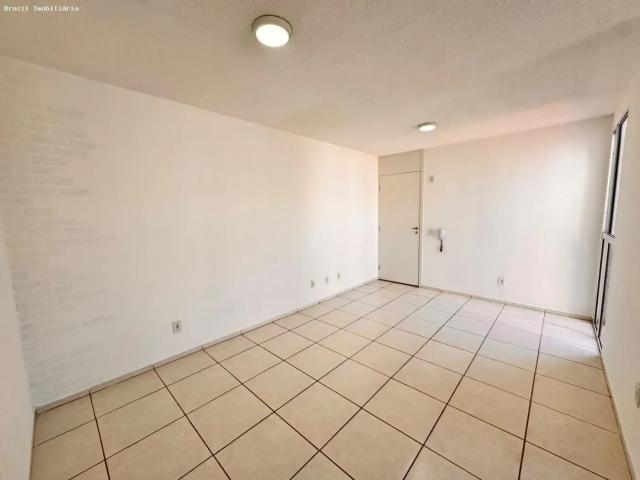 Apartamento para Venda em Santa Maria/DF Setor Meireles 3 Quartos