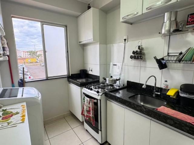 Apartamento para Venda em Santa Maria/DF Setor Meireles 3 Quartos