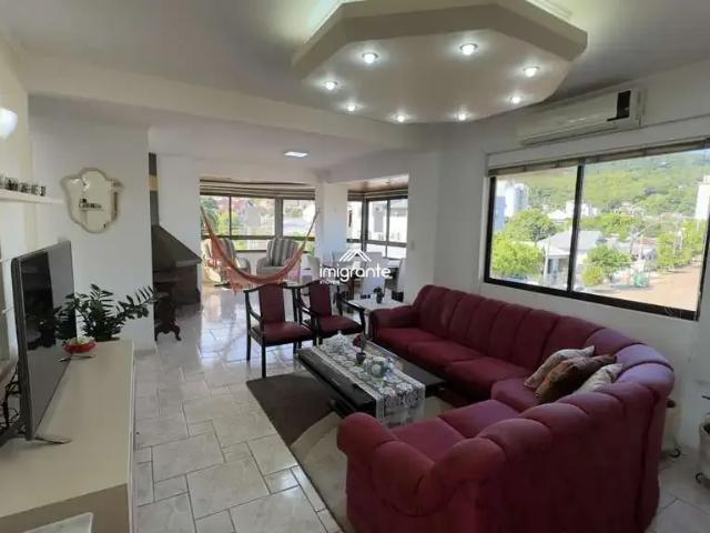 Apartamento para Venda em Santa Cruz do Sul/RS Santo Inácio 3 Quartos