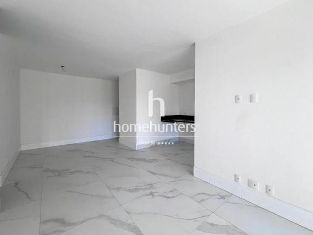 Apartamento para venda em Santa Terezinha de 97.06m² com 3 Quartos, 1 Suite e 2 Garagens