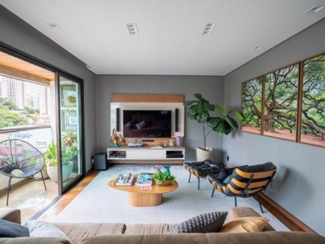 Apartamento para venda em Santa Teresinha com 3 quartos, sendo 3 suítes, 131m²