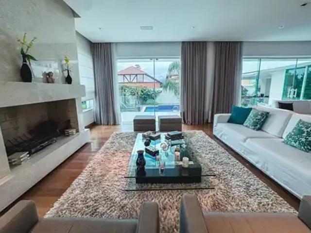 Apartamento para Venda em Santana de Parnaíba/SP Alphaville 5 Quartos