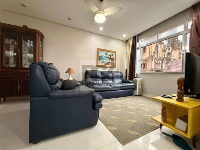 Apartamento para Venda em Santos/SP Embaré 2 Quartos