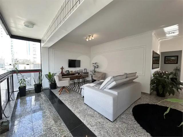 Apartamento para Venda em Santos/SP Embaré 3 Quartos