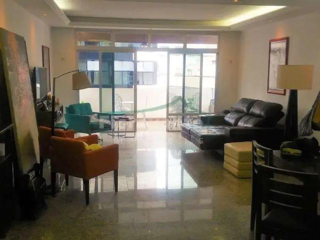 Apartamento para Venda em Santos/SP Gonzaga 3 Quartos