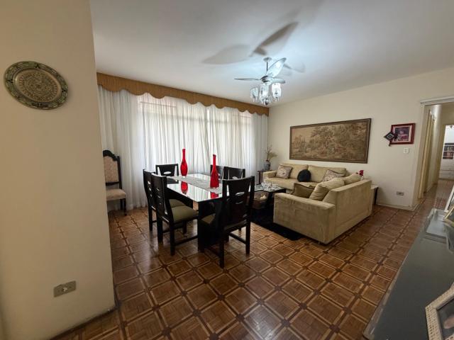 Apartamento para Venda em Santos/SP Gonzaga 2 Quartos