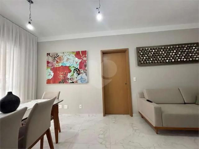 Apartamento para Venda em Santos/SP Gonzaga 2 Quartos
