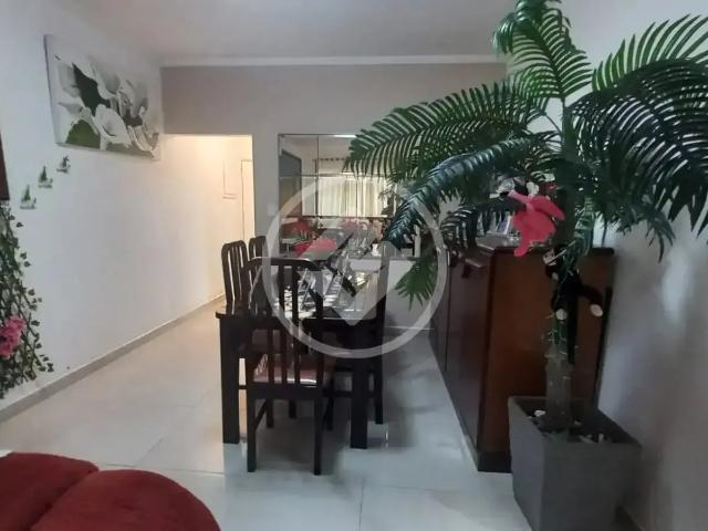 Apartamento para Venda em Santos/SP Ponta da Praia 2 Quartos