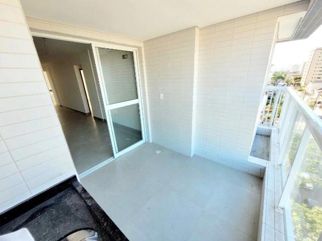 Apartamento para Venda em Santos/SP Ponta da Praia 2 Quartos