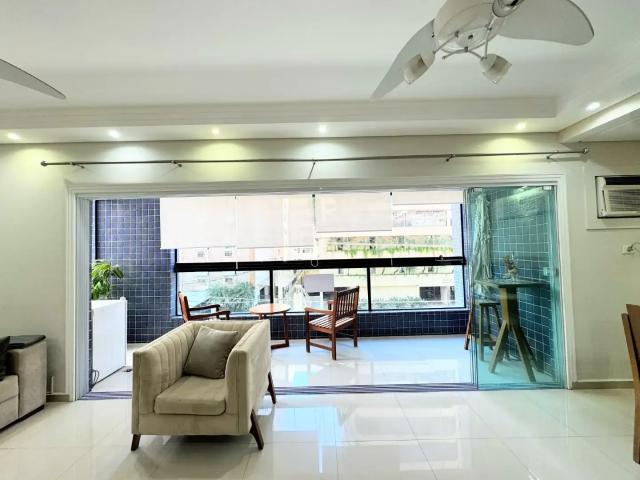 Apartamento para Venda em Santos/SP Ponta da Praia 3 Quartos