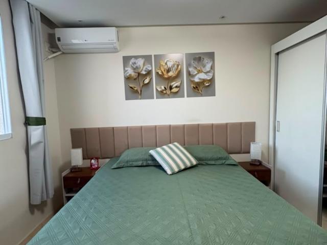 Apartamento para Venda em Serra/ES Colina de Laranjeiras 2 Quartos
