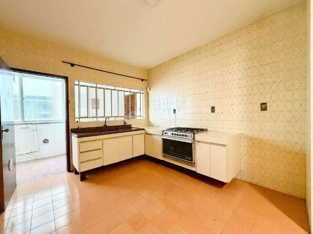 Apartamento para Venda em Tubarão/SC Centro 4 Quartos