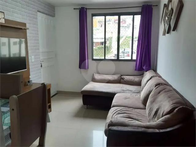 Apartamento para Venda em Taboão da Serra/SP Jardim Mirna 2 Quartos