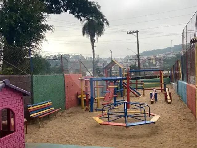 Apartamento para Venda em Taboão da Serra/SP Parque Pinheiros 2 Quartos