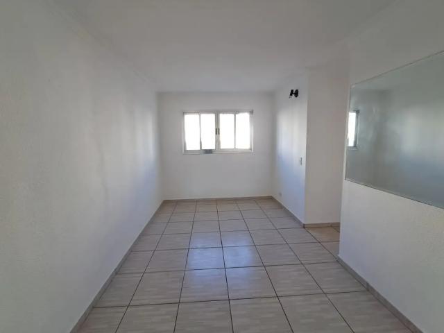 Apartamento para Venda em Taboão da Serra/SP Parque Pinheiros 2 Quartos