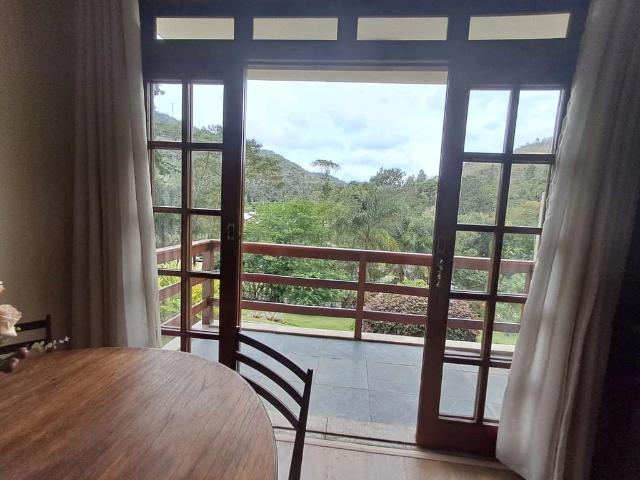 Apartamento para Venda em Teresópolis/RJ Albuquerque 2 Quartos